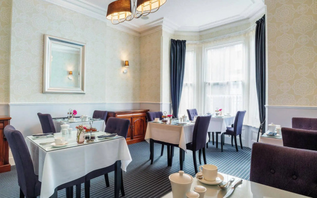 The Clarence Boutique Rooms