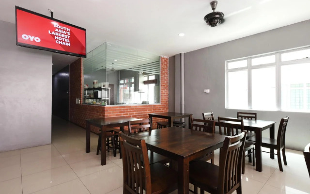 OYO 774 Hotel Iskandar