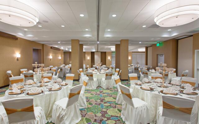 Holiday Inn Diamond Bar - Pomona by IHG