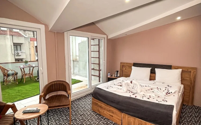 Life Artemis Otel