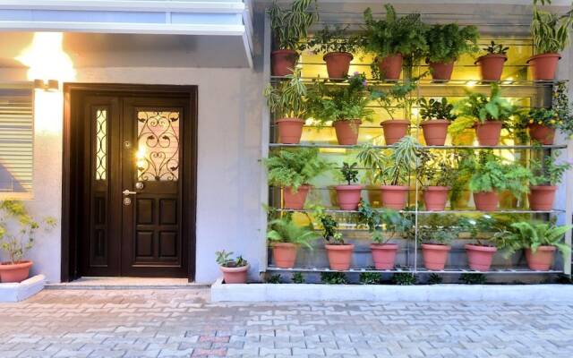 Villa Thirty Three
