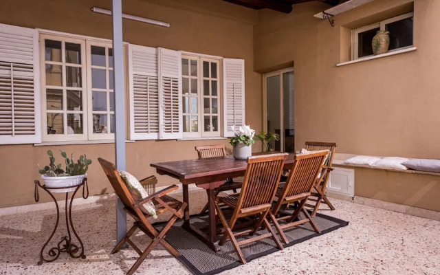 Apartment in Terrasini With Sea Views