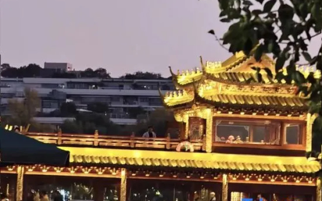 Huamingjian · Deep Sleep Cabin Homestay (Hangzhou West Lake Hubin Wushan Square) – Exterior – Hangzhou