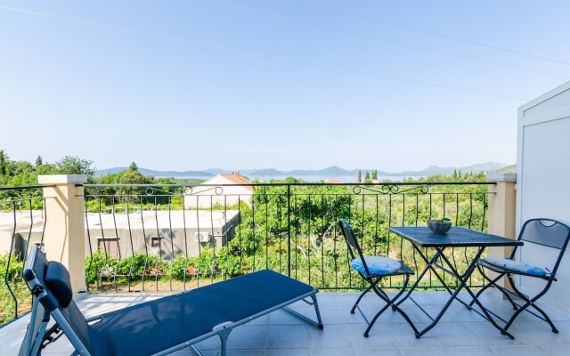 Apartments & Rooms Maždin