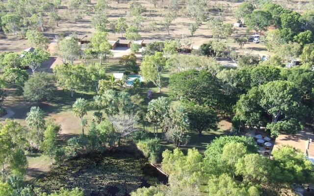 Territory Manor Motel & Caravan Park