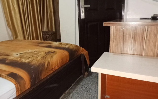 Aneio Hotel