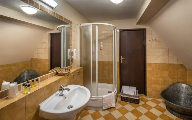 Zamek Kliczków