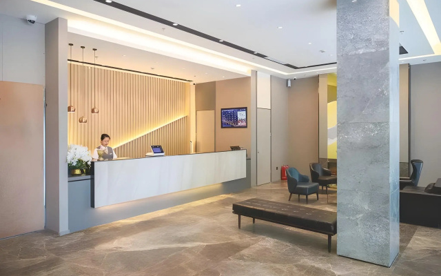 Home Inn Shanghai Lujiazui Oriental Pearl Hotel – Lobby – Shanghai