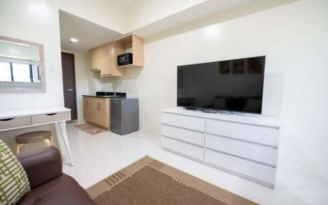 OYO 1027 Camille Suites Baguio