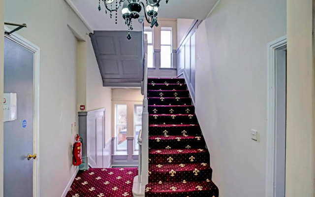 Weaste Hotel