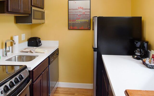 TownePlace Suites Manchester Boston Regional Airport