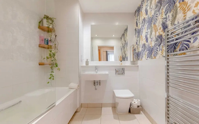 Vibrant & Inviting 1BD Flat, Heart of Haggerston!