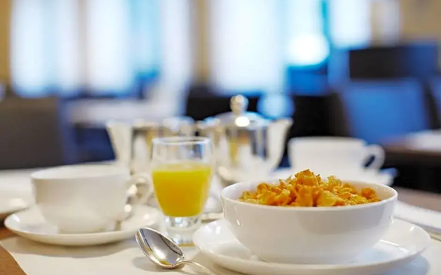 Simple by Hotel du Commerce