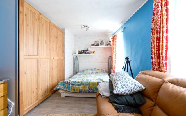House with 6 Bedrooms in Tongeren, with Enclosed Garden And Wifi - фото 2