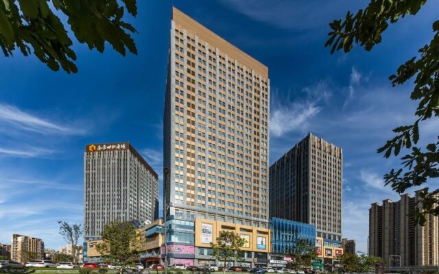 Rezen Dong Hotel (Changchun International Convention and Exhibition Center)