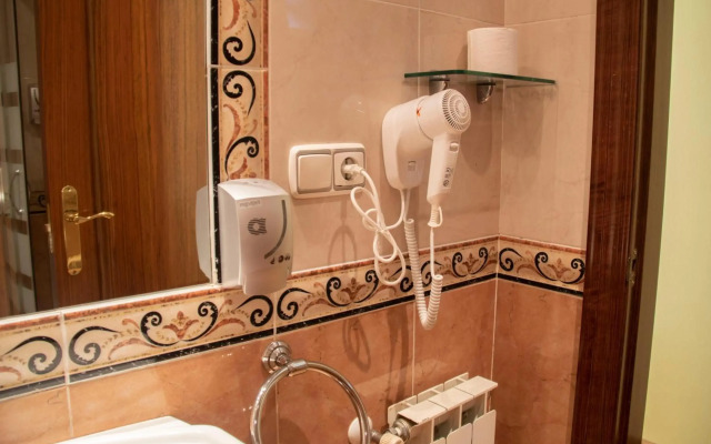 Hotel Alda Estación Oviedo