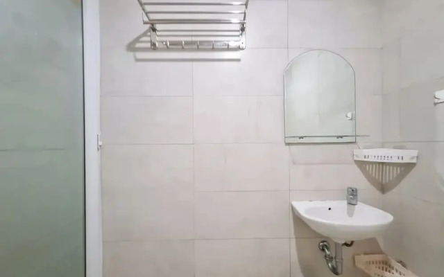 Elegant And Spacious 2Br Loft Green Park Yogyakarta Apartment