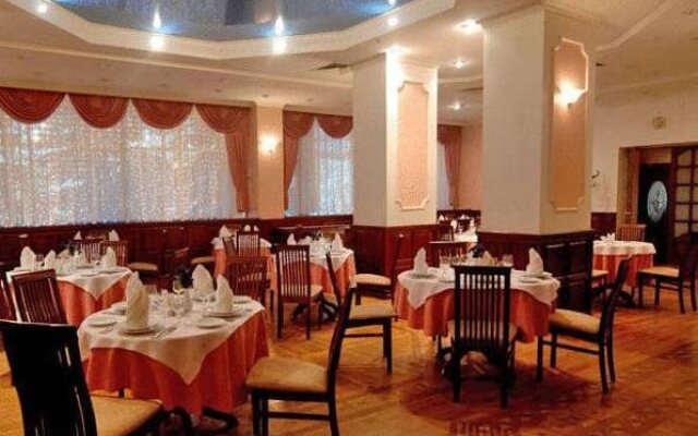 Metallurg Hotel