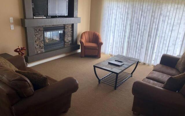 Paradise Canyon Golf Resort - Luxury Condo U403