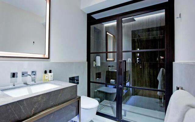 GS14 - 1 Bed Executive