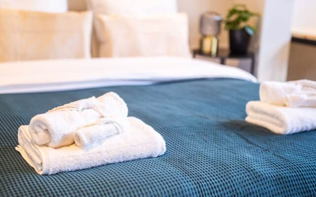 Souterrain 2BR Serviced Apartment