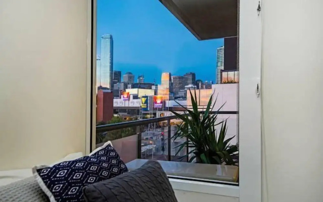 Platinum Apartments on Whiteman St