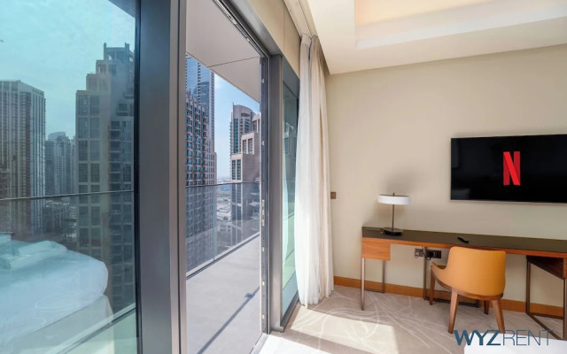Posh 2 BR in Address Opera Mall Access