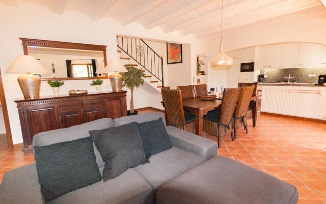 Exotic Villa in Calonge With Swimming Pool