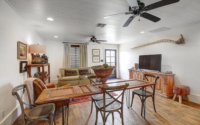 The Gulf House Gs512 Home