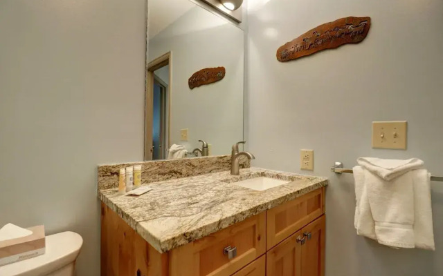Woods21 Townhome 3 Bedroom Townhouse