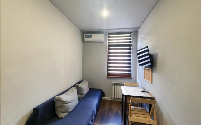 Apartment to Live in the Mountains on Resettlednaya street
