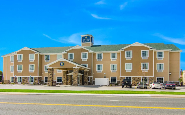 Cobblestone Hotel & Suites - Cozad