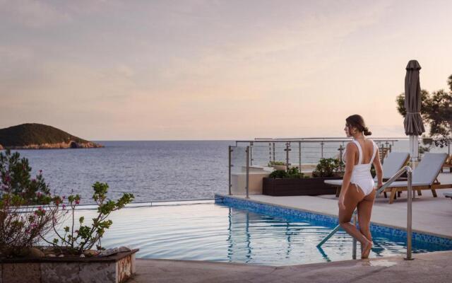 Akrotiri Beach Resort Hotel - Adults friendly