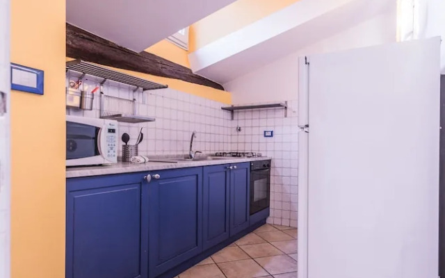 Stunning 2BD Apt 7min Walk to Duomo