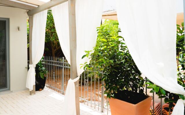 Glyfada Luxury Residence