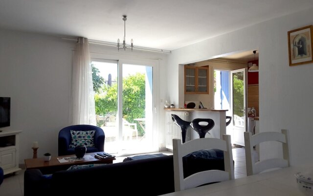 House With 4 Bedrooms In La Rochelle With Enclosed Garden And Wifi 2 Km From The Beach