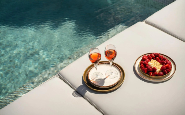 Milestone Villas