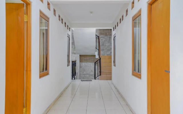 Merci Club by OYO Rooms