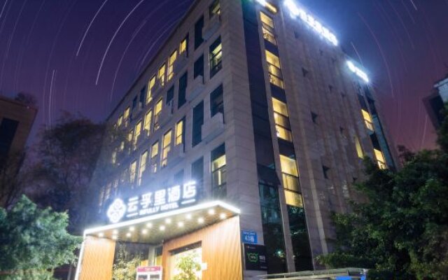 Infully Hotel (Chengdu Longquan Headquarters Economic Port Sichuan Normal University)