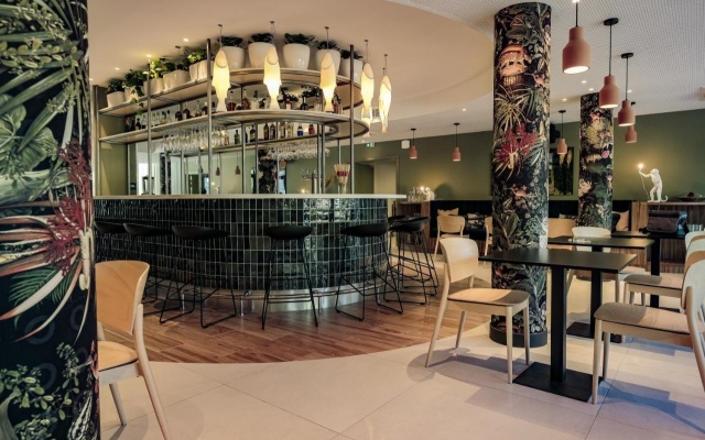 LIVE Hotels Bordeaux Lac