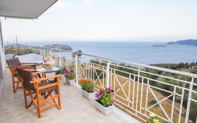 Argo Summer House