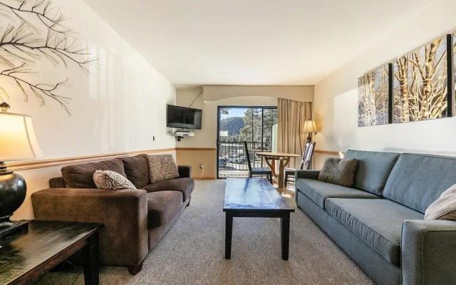 222 Bldg B 1 Bedroom Condo