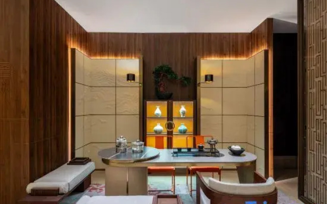 Zhihui Hotel