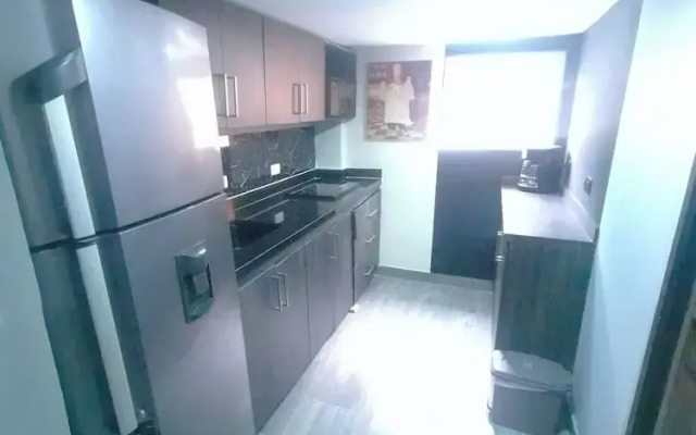 $ PROMO $ Big Rooftop Apt 10 BDRM w/Pool @Poblado