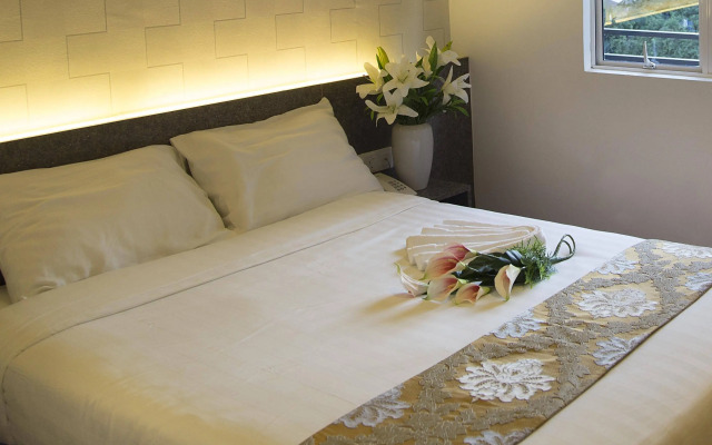 Canary Hotel