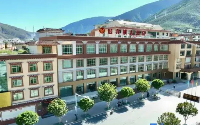 Welcome Building Hotel