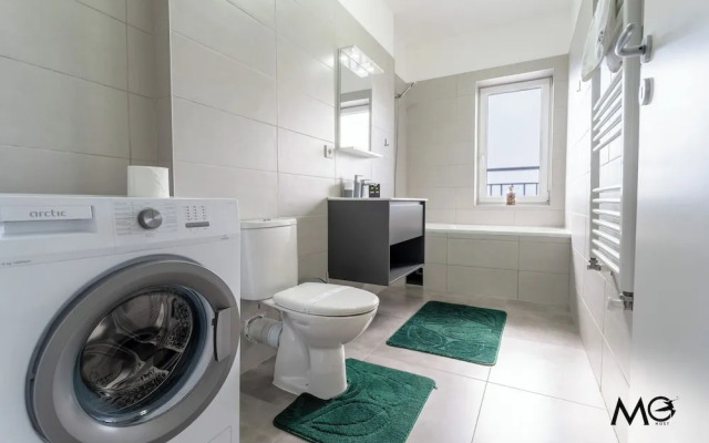 MoHost Dynamic - Modern 2BR Apartment