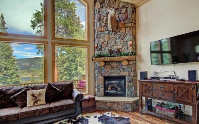 Grand Moose Lodge Home