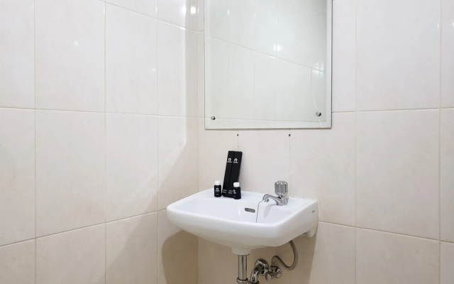 Comfy Studio Springlake Summarecon Apartment