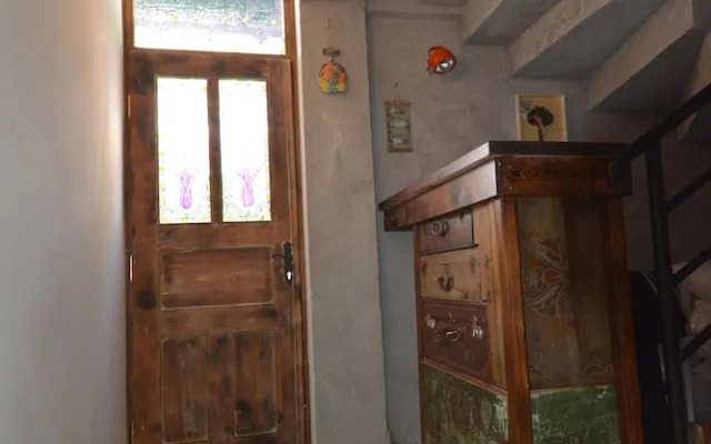 8 Pansiyon